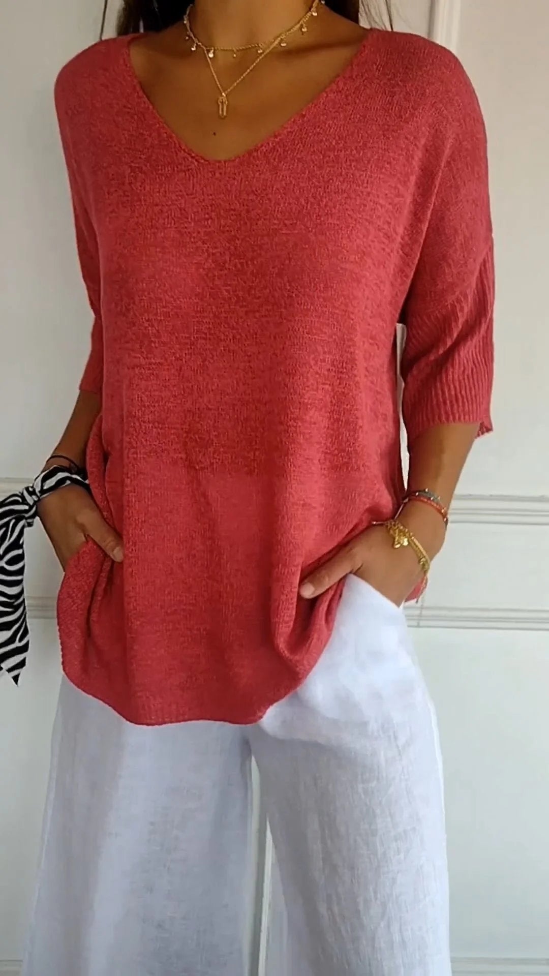 Anna | Sweter z dekoltem w serek